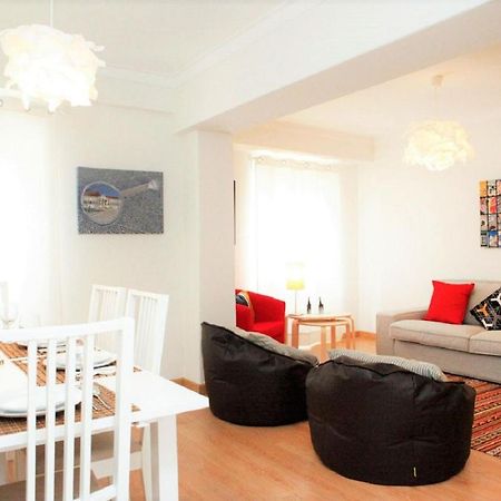 Family Central Apartment In São Pedro do Estoril Eksteriør billede
