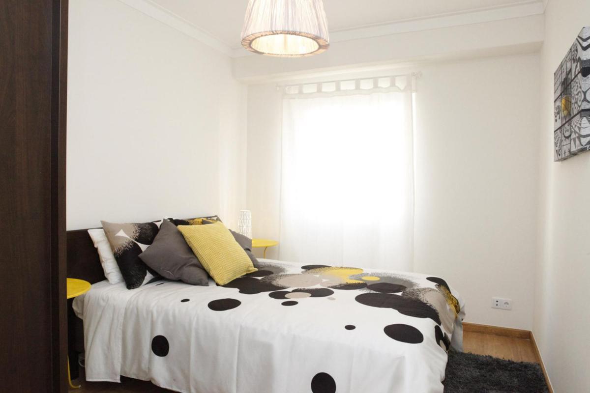Family Central Apartment In São Pedro do Estoril Eksteriør billede